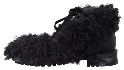 Botines de piel de oveja negra