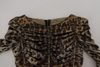 Elegante vestido midi ajustado con estampado de leopardo
