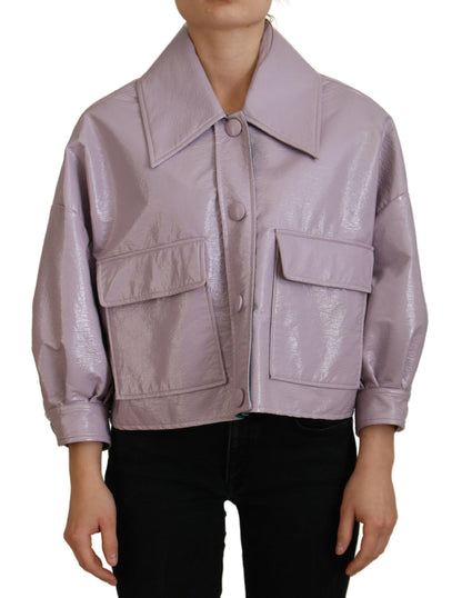 Chaqueta corta morada chic: una declaración de estilo