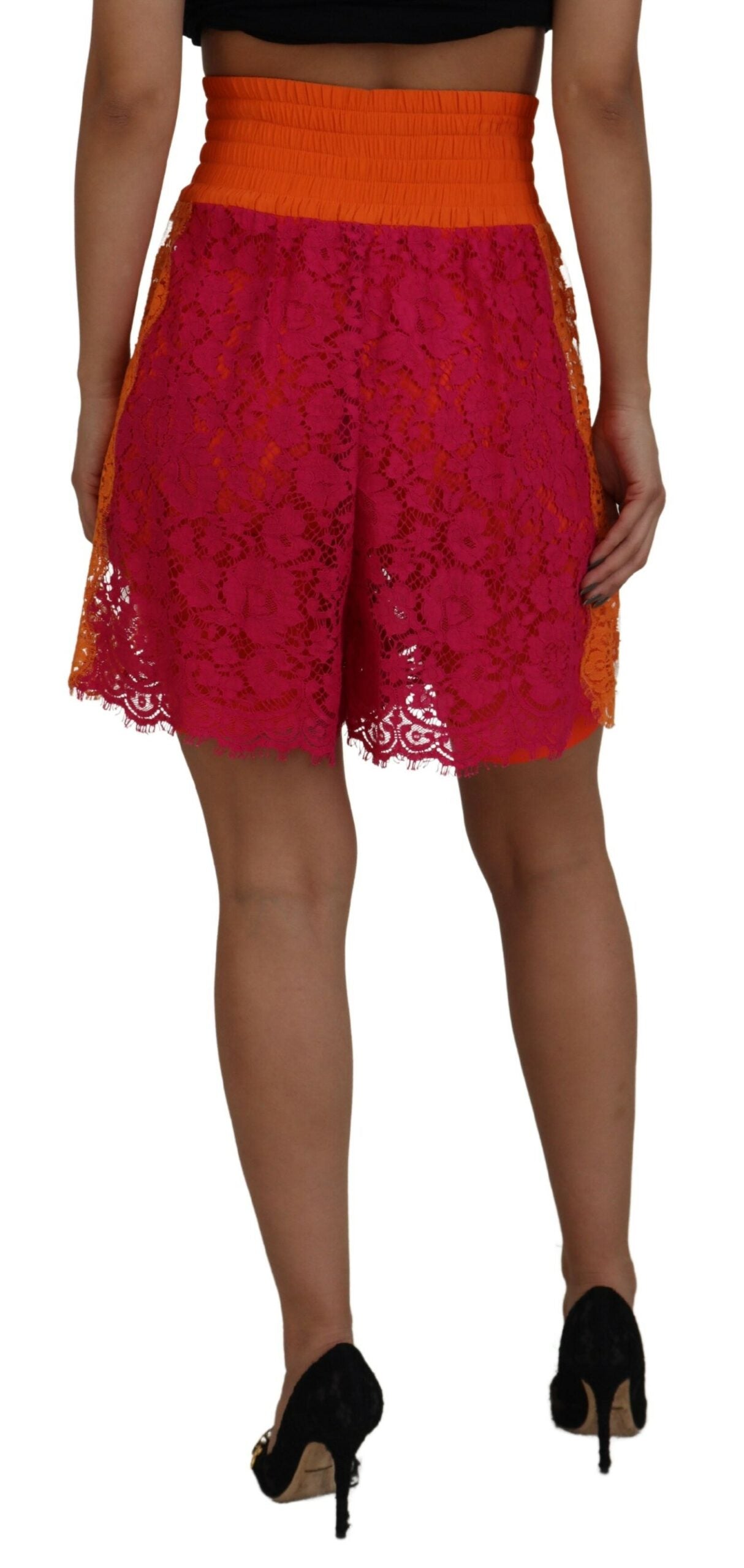 Elegantes pantalones cortos de cintura alta con encaje en dos tonos