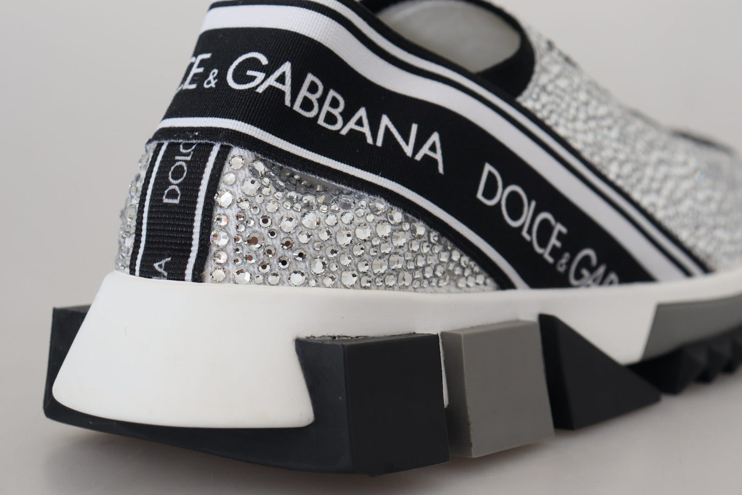 Zapatillas deportivas plateadas brillantes con diamantes de imitación