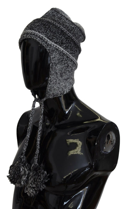 Elegante gorro de punto gris