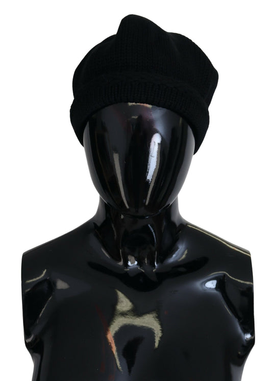 Elegante gorro de lana virgen negro