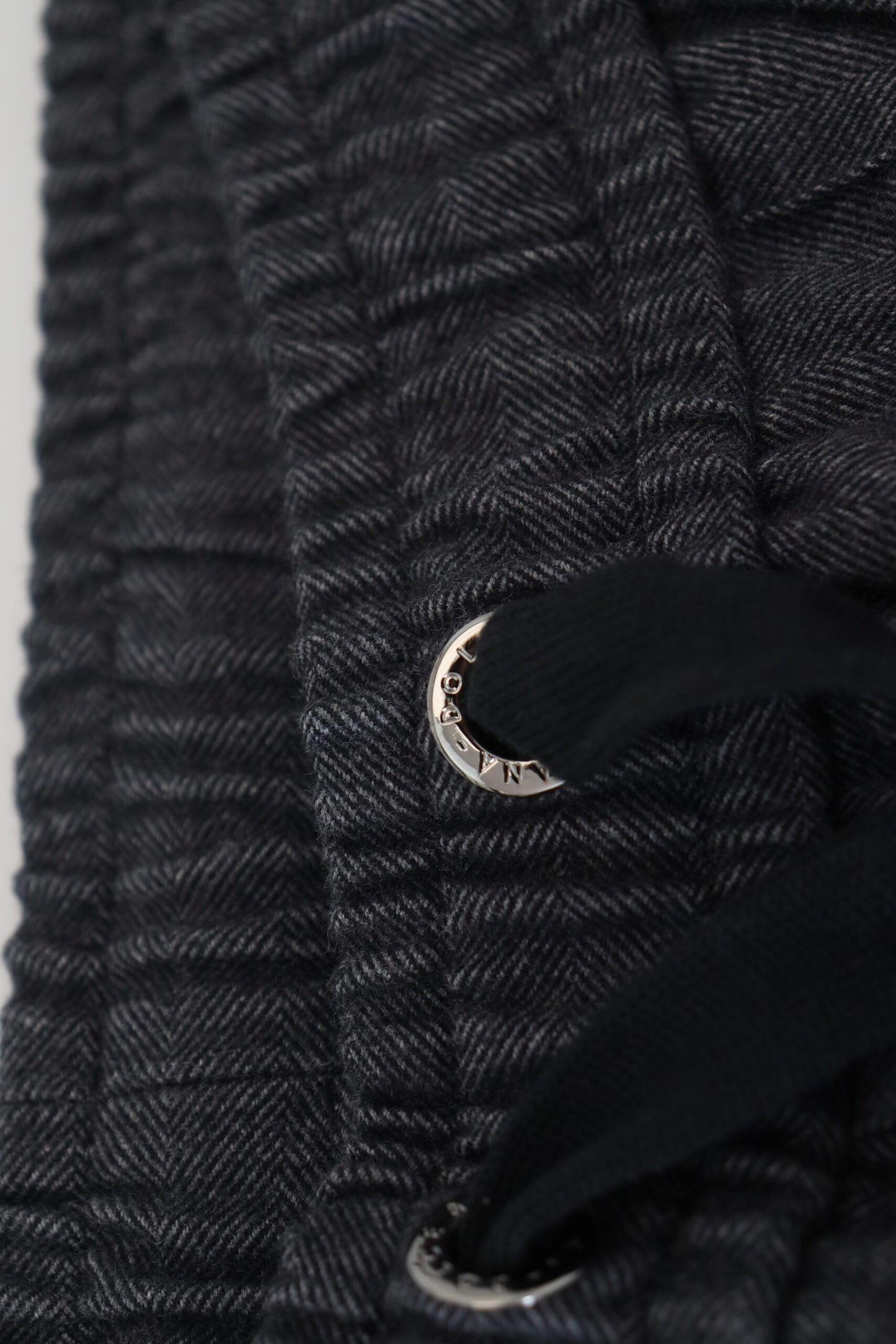Elegantes pantalones deportivos de algodón gris para hombre