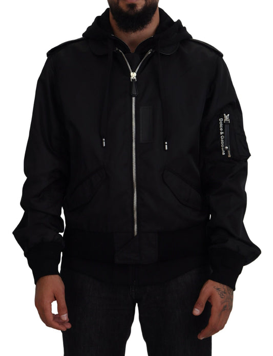 Chaqueta bomber con capucha negra elegante
