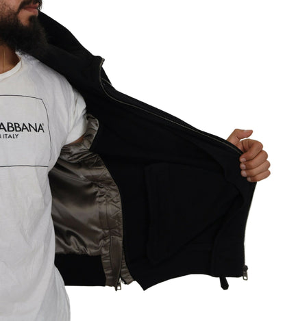 Chaqueta bomber con capucha negra elegante