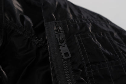 Elegante chaqueta bomber negra con capucha