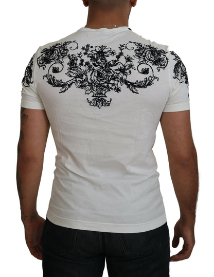 Elegante camiseta con corona floral