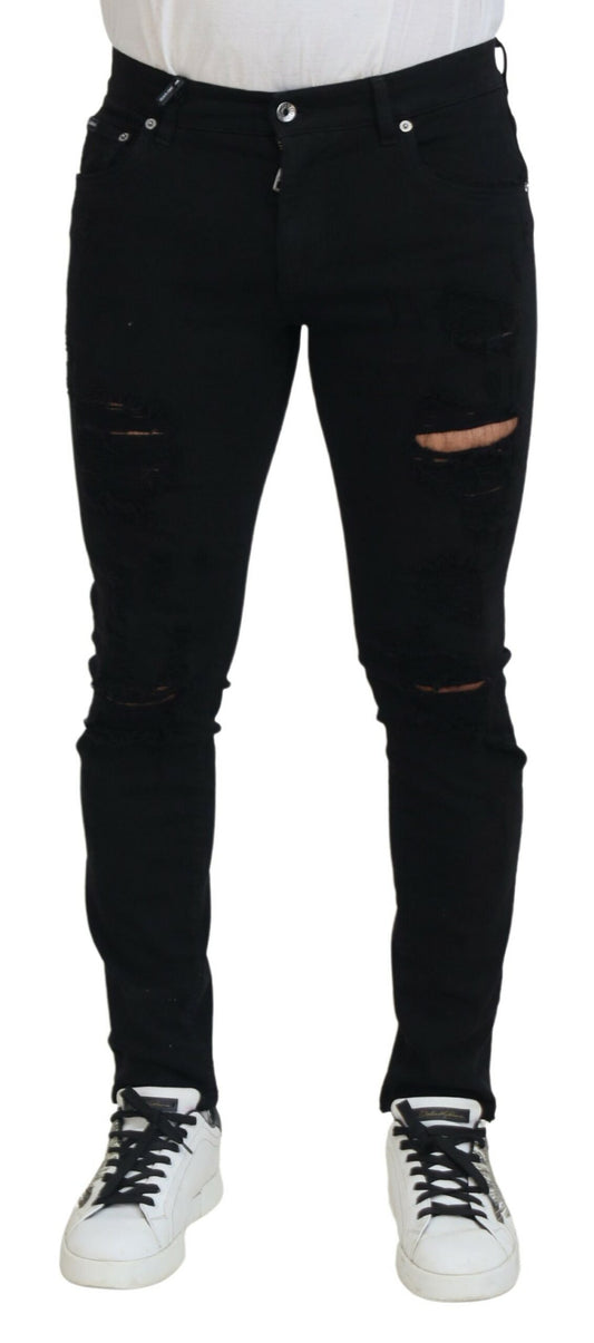 Denim negro esbelto y deshilachado de corte entallado