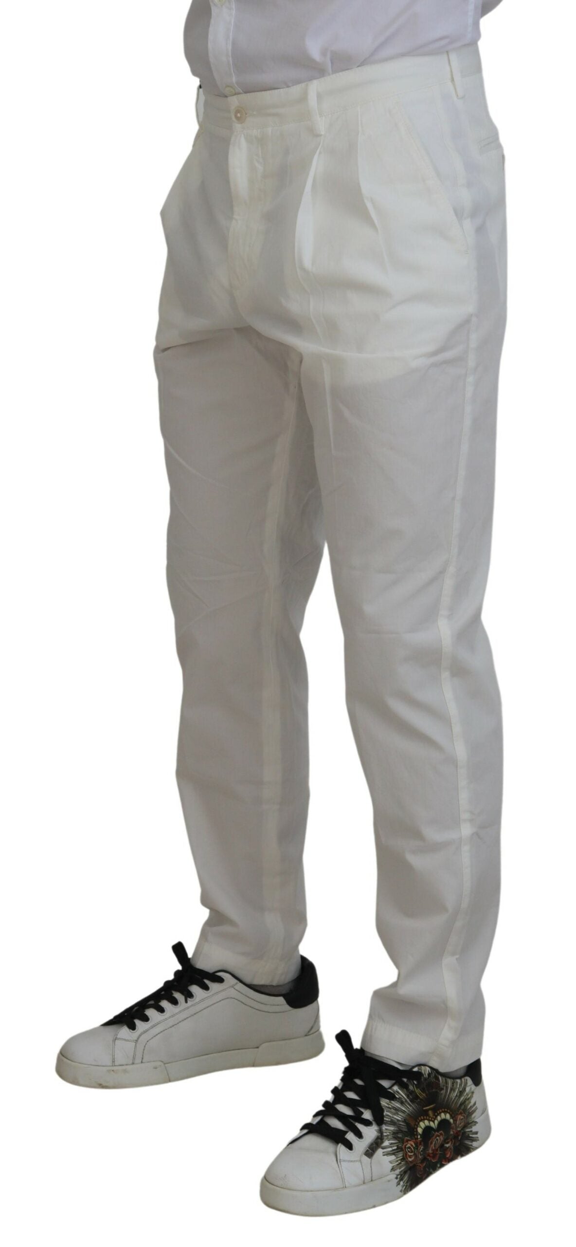 Elegantes pantalones chinos de algodón blanco