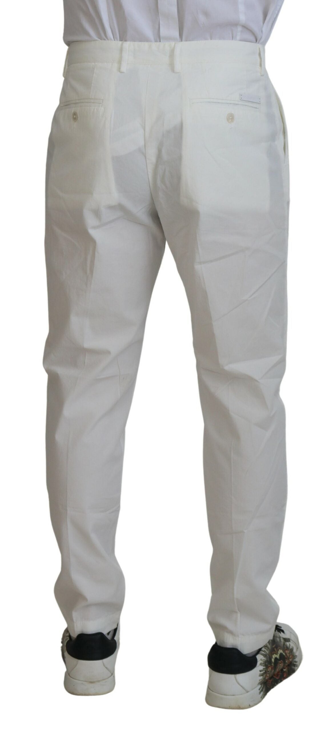 Elegantes pantalones chinos de algodón blanco