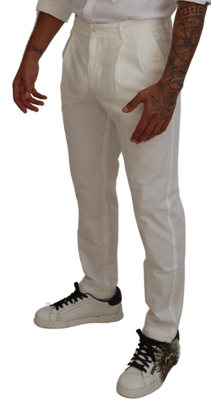 Elegantes pantalones chinos de algodón blanco