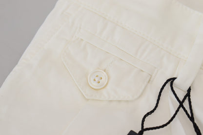 Elegantes pantalones chinos de algodón blanco