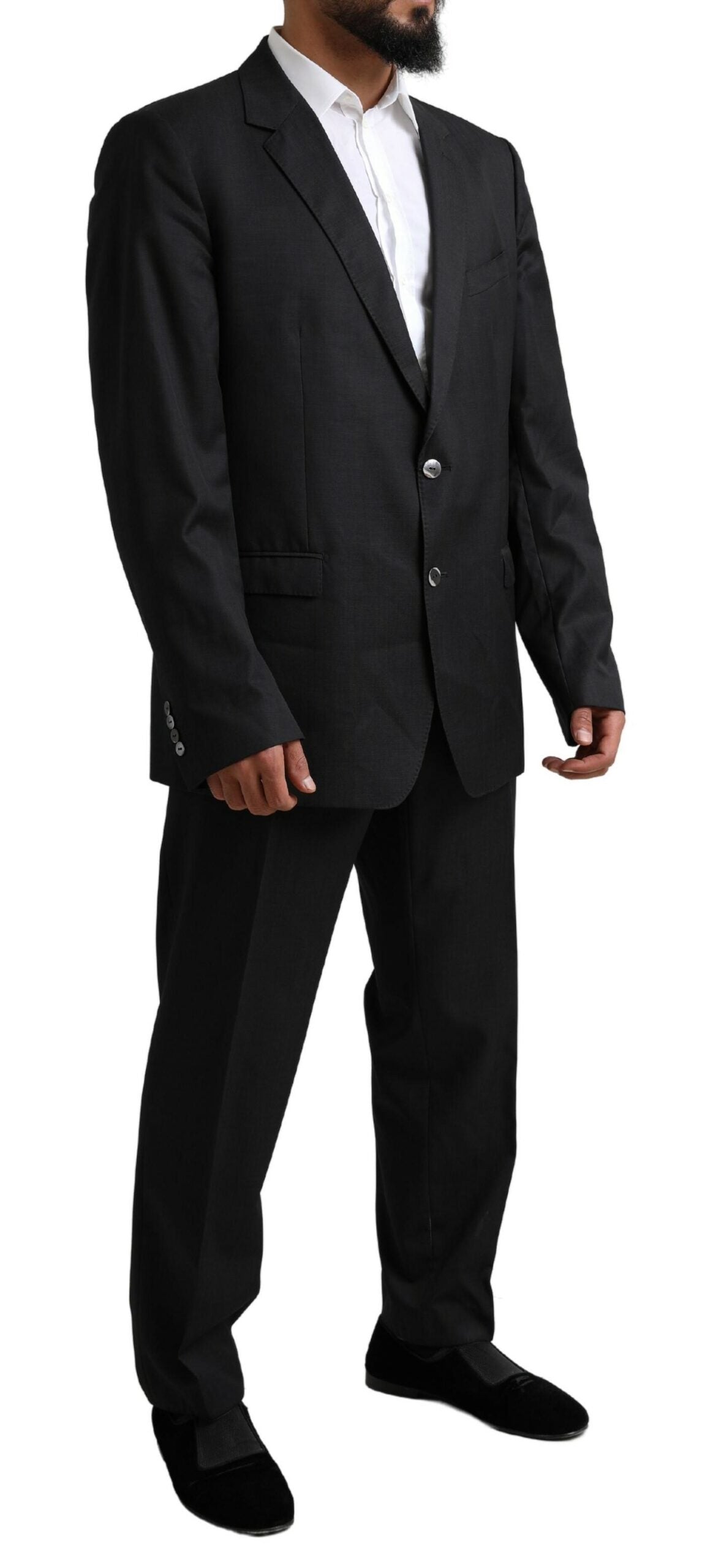 Elegante traje Martini de lana virgen negra
