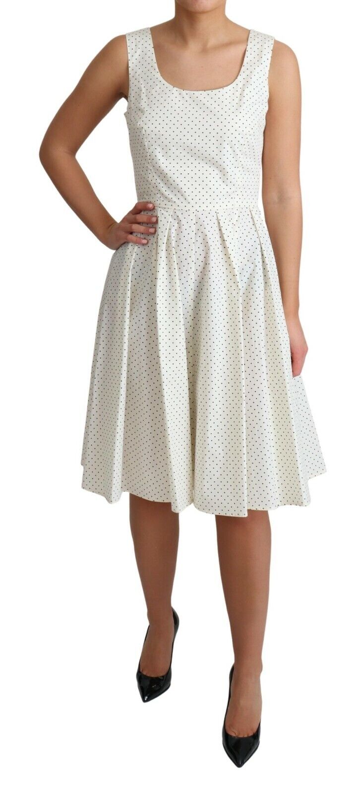 Elegante vestido sin mangas de lunares en forma de A