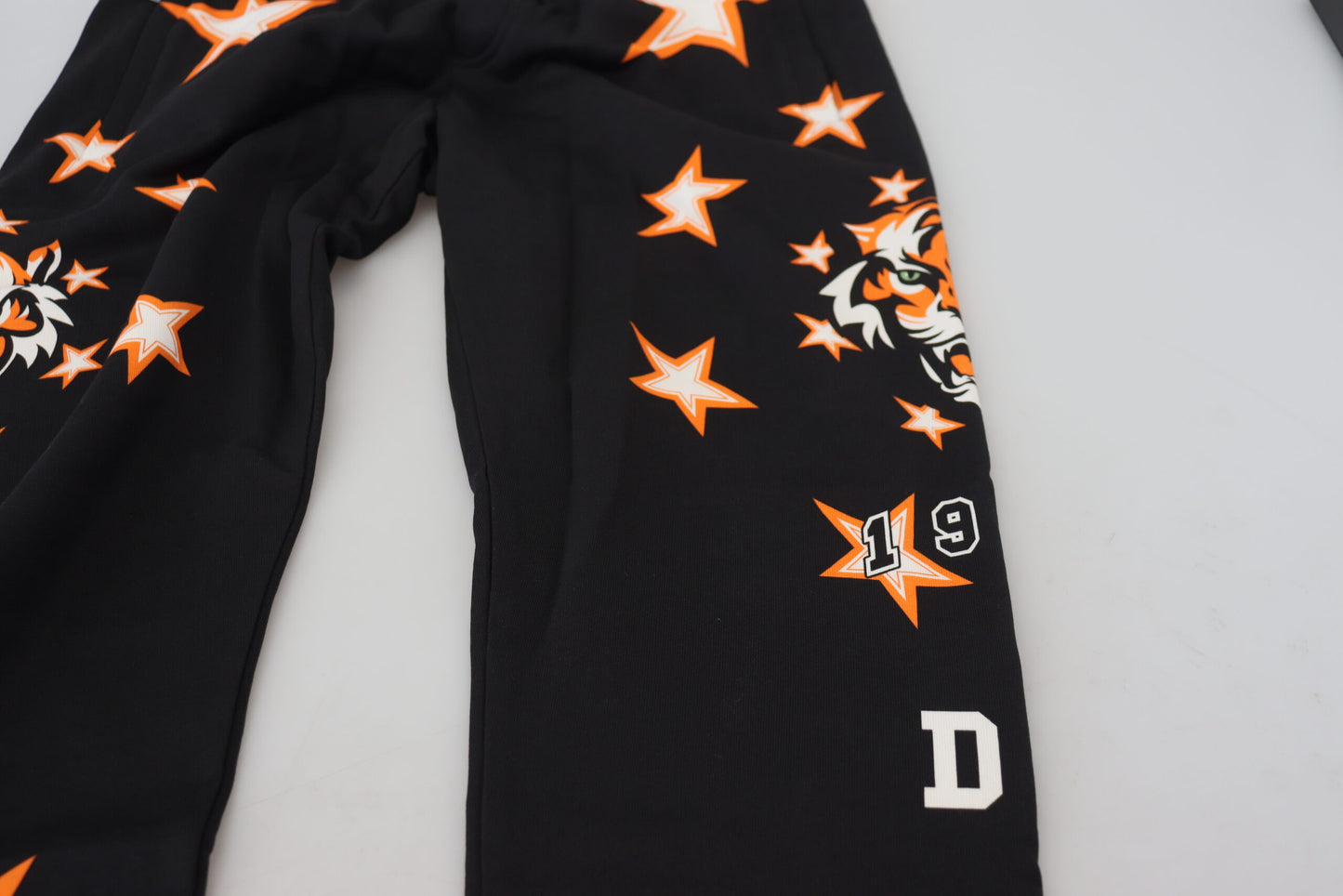 Pantalones deportivos casuales elegantes con estrellas negras