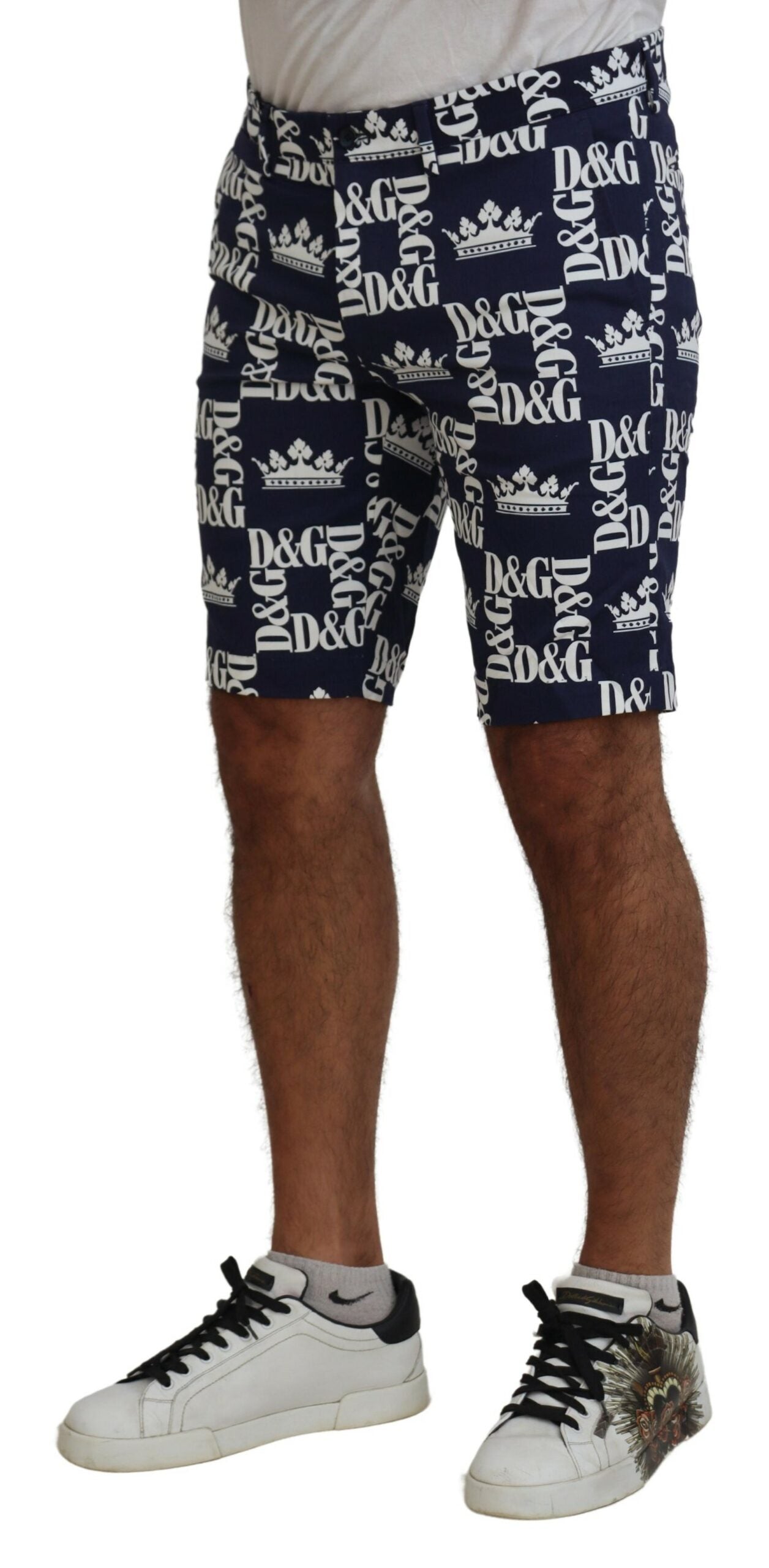 Pantalones cortos chinos casuales con estampado de corona