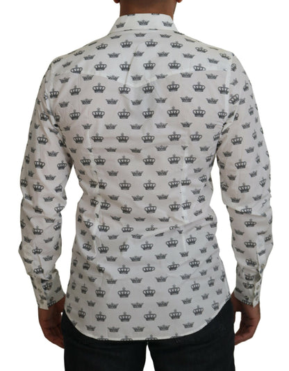 Camisa de vestir ajustada con estampado de corona