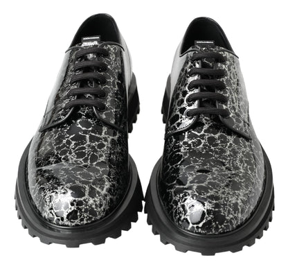 Sofisticados zapatos Derby de dos tonos