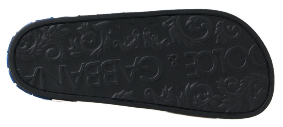 Sandalias elegantes de cuero negro