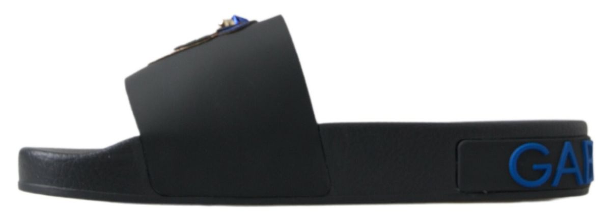 Sandalias elegantes de cuero negro