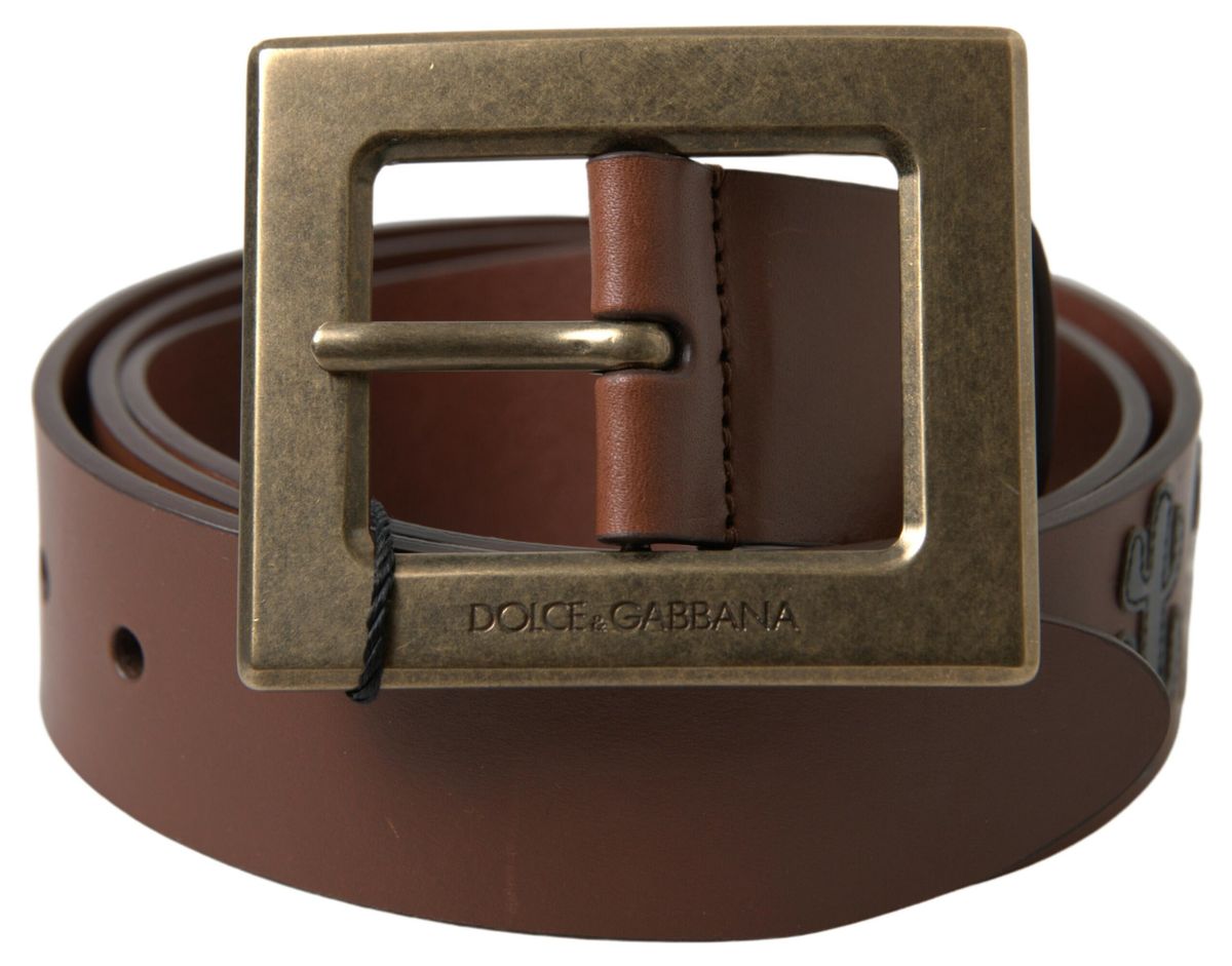 Cinturón de cuero elegante con hebilla de metal