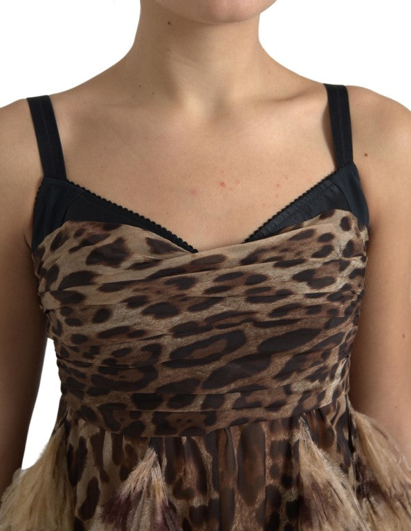 Vestido sin mangas de gasa de leopardo con plumas de avestruz