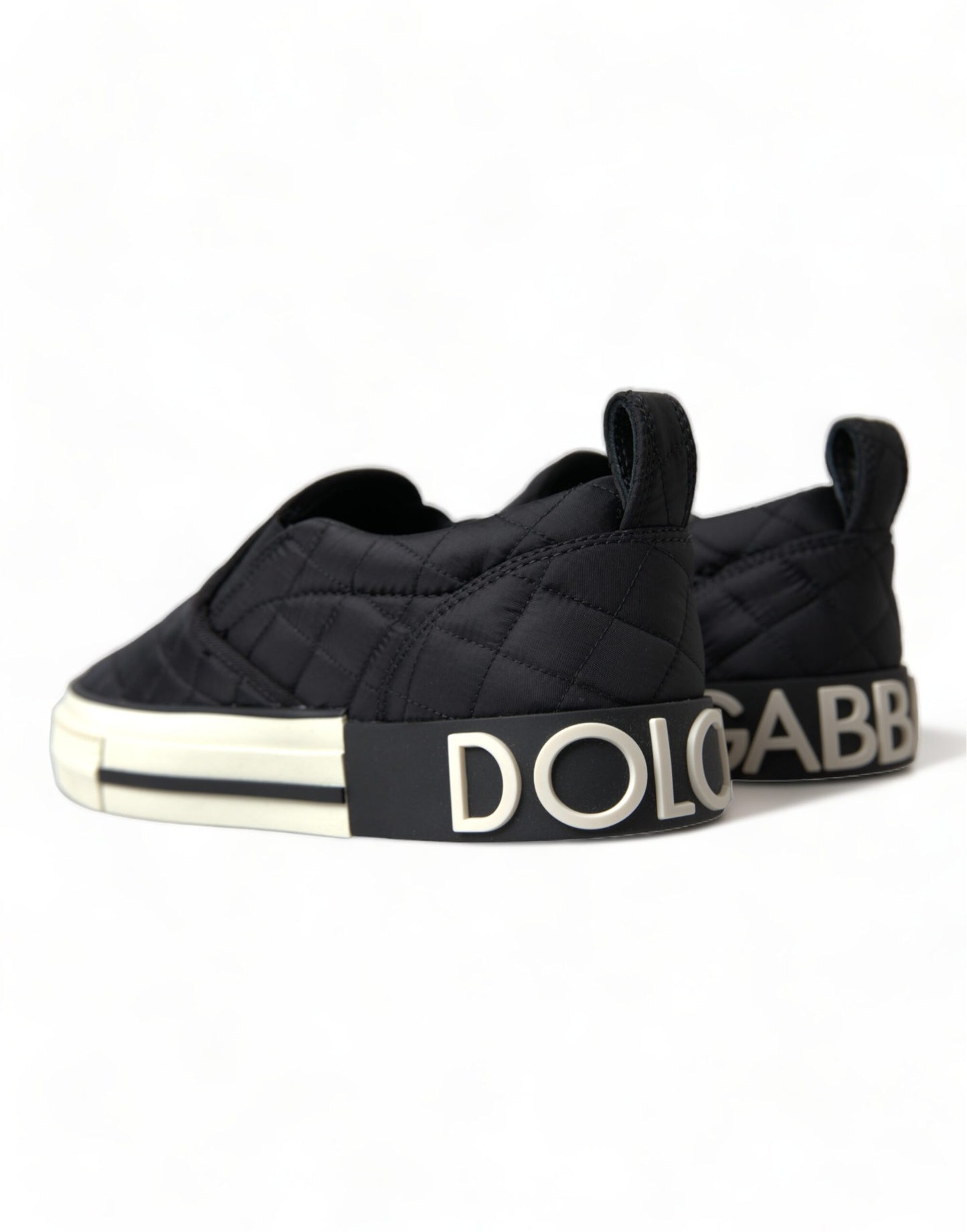 Elegantes zapatillas de lona acolchada negra