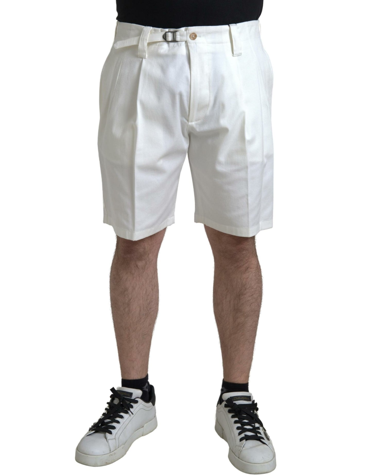 Elegantes pantalones cortos vaqueros Bermuda blancos