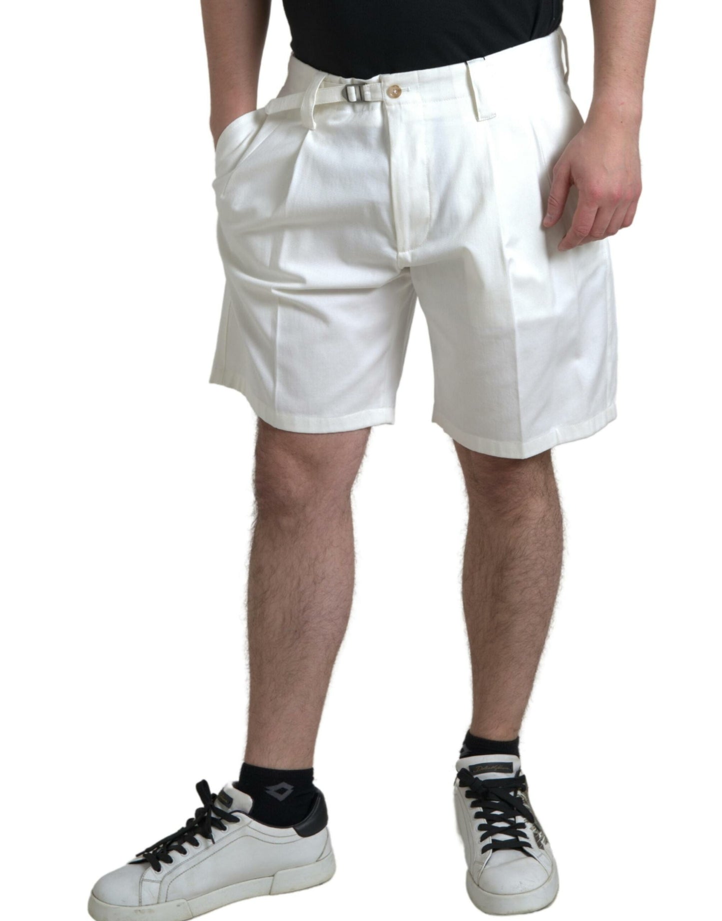 Elegantes pantalones cortos vaqueros Bermuda blancos