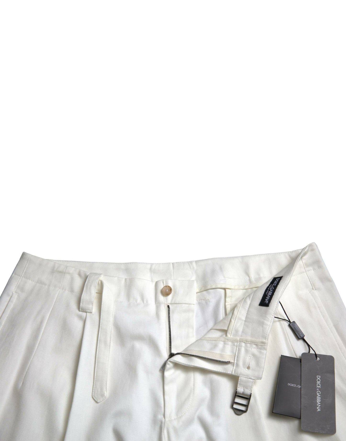 Elegantes pantalones cortos vaqueros Bermuda blancos