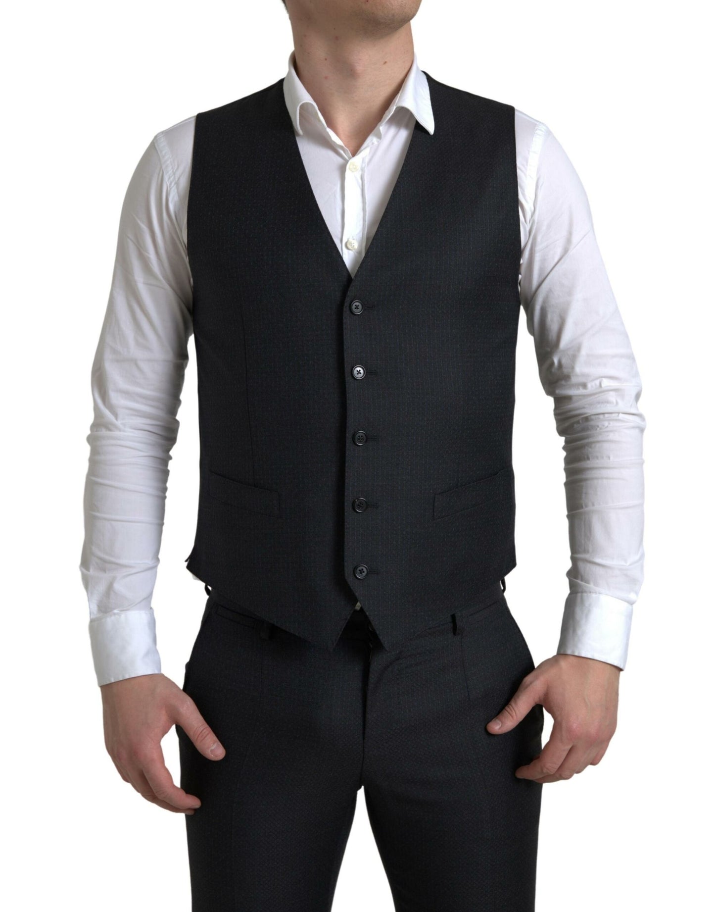 Elegante traje de tres piezas de corte entallado de Martini negro