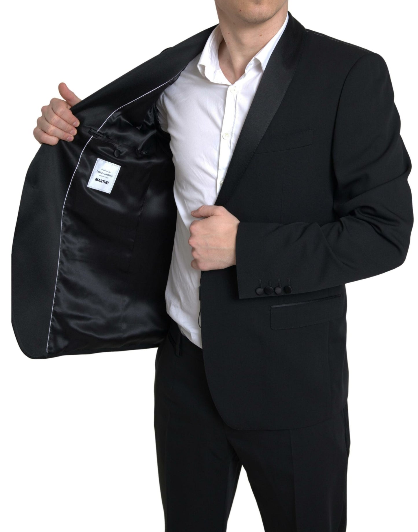 Elegante traje negro ajustado de dos piezas