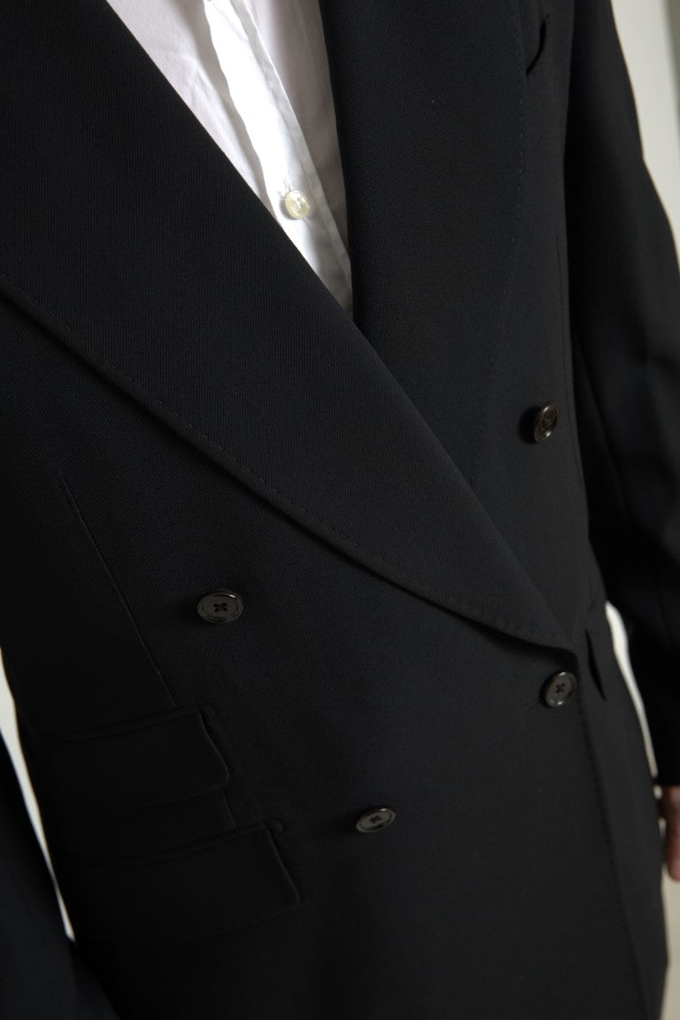 Elegante traje cruzado de corte entallado