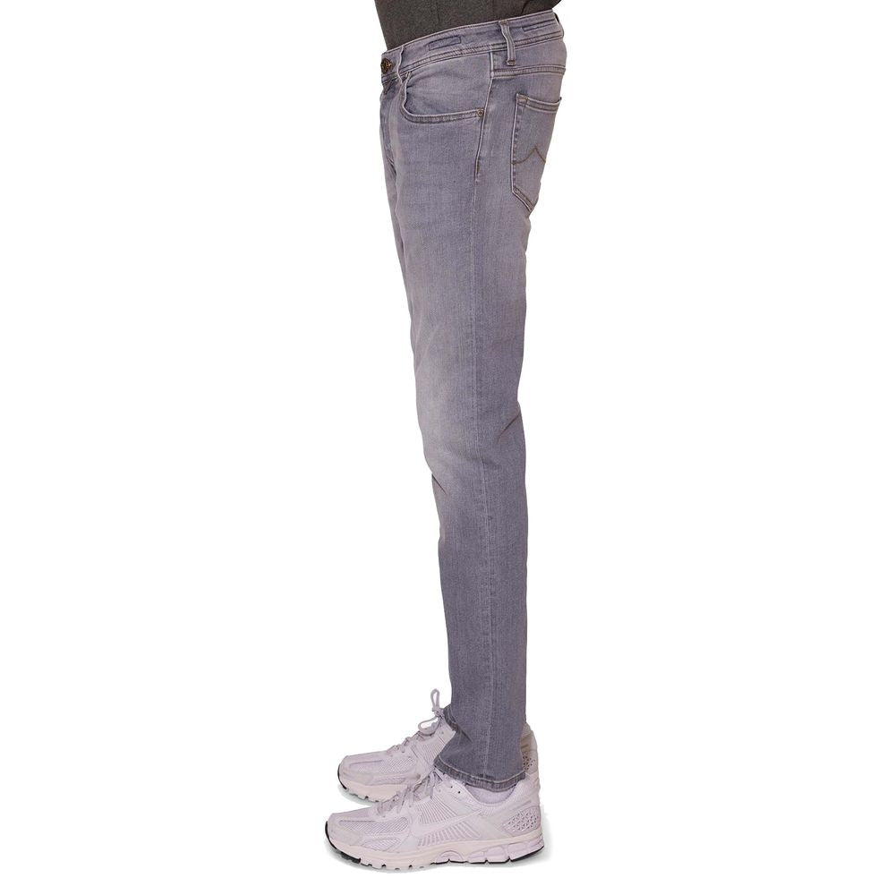 Denim gris de corte entallado y elegante