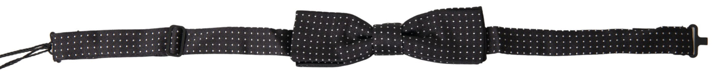 Elegante pajarita de seda negra
