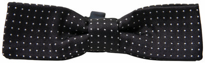 Elegante pajarita de seda negra