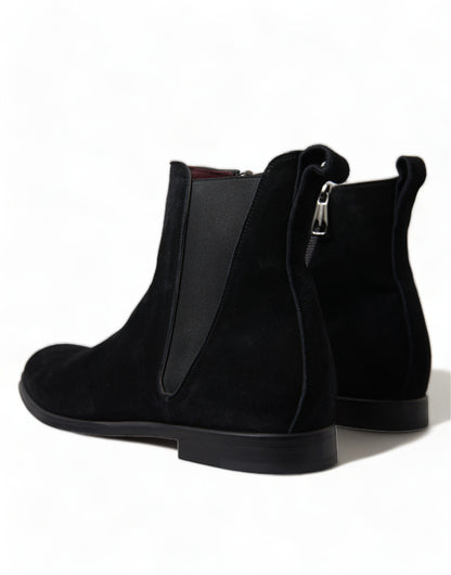 Elegantes botas de media caña de terciopelo negro