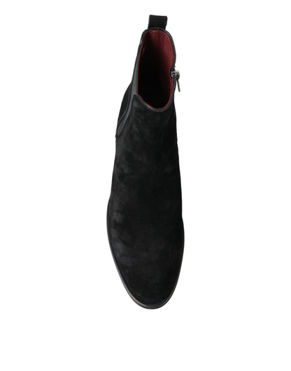 Elegantes botas de media caña de terciopelo negro