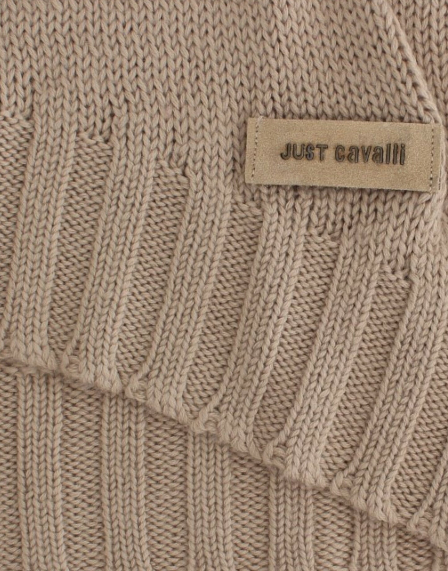 Elegante suéter de punto beige con cuello redondo