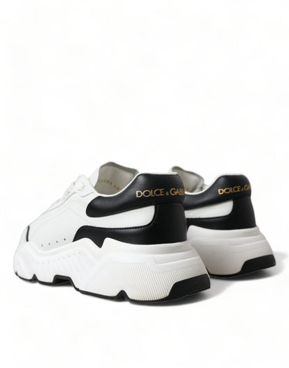 Elegantes zapatillas Daymaster de piel en blanco y negro