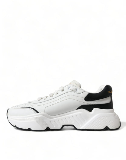 Elegantes zapatillas Daymaster de piel en blanco y negro