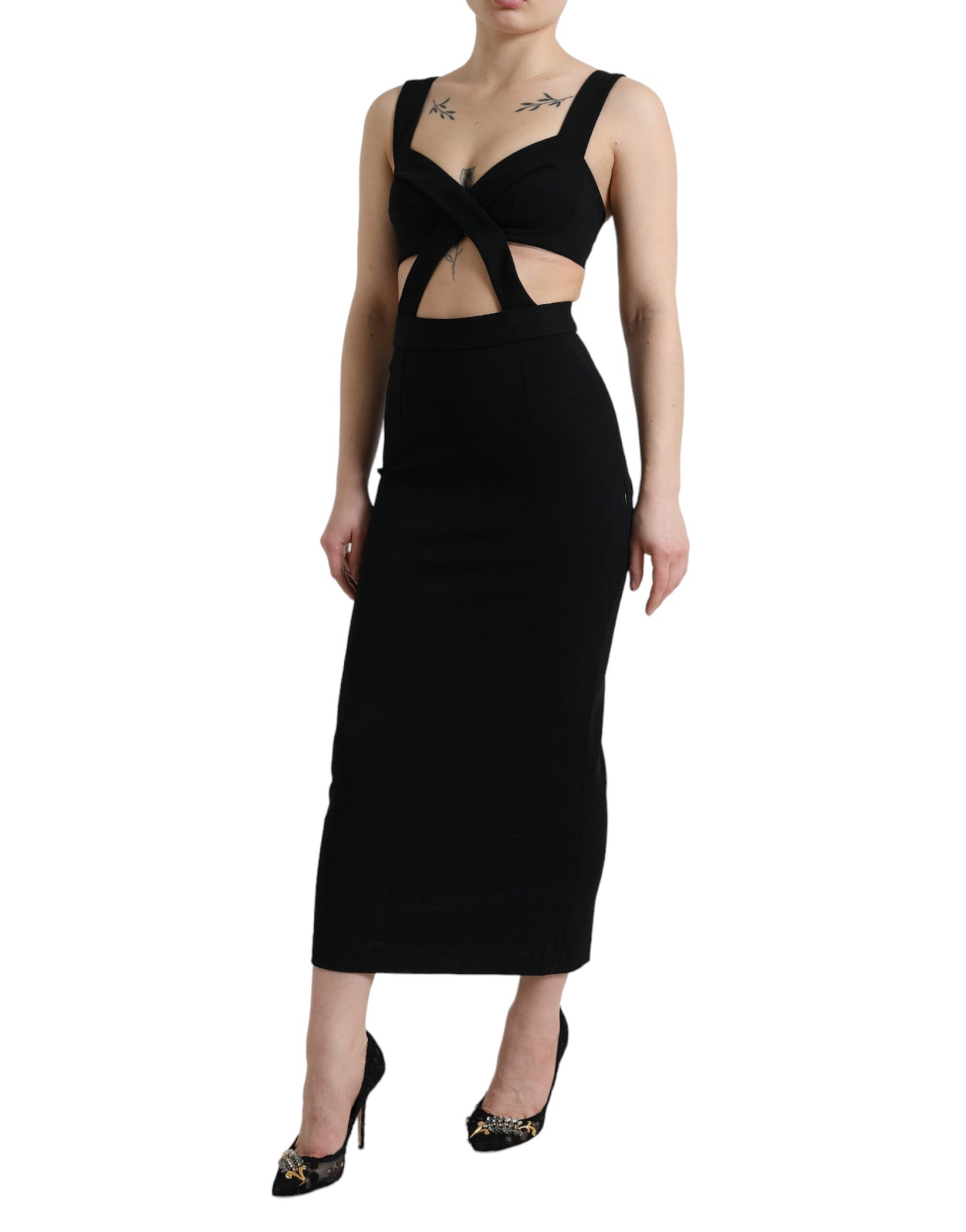 Glamoroso vestido negro ajustado midi