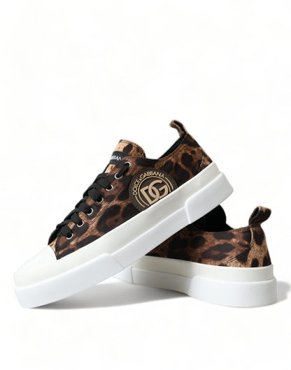 Elegantes zapatillas casuales con estampado de leopardo