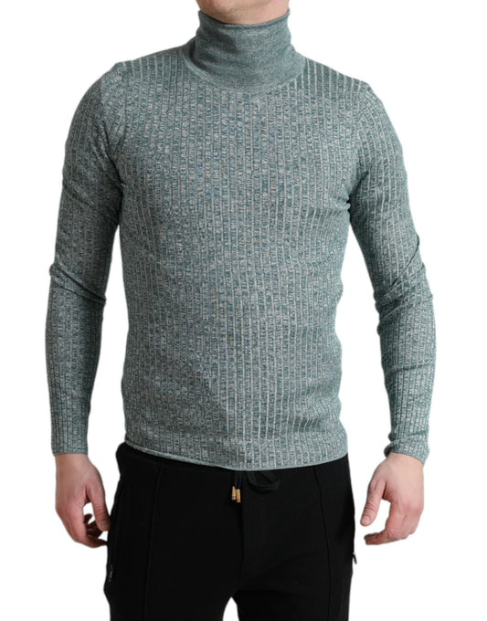 Elegante suéter verde de cuello alto