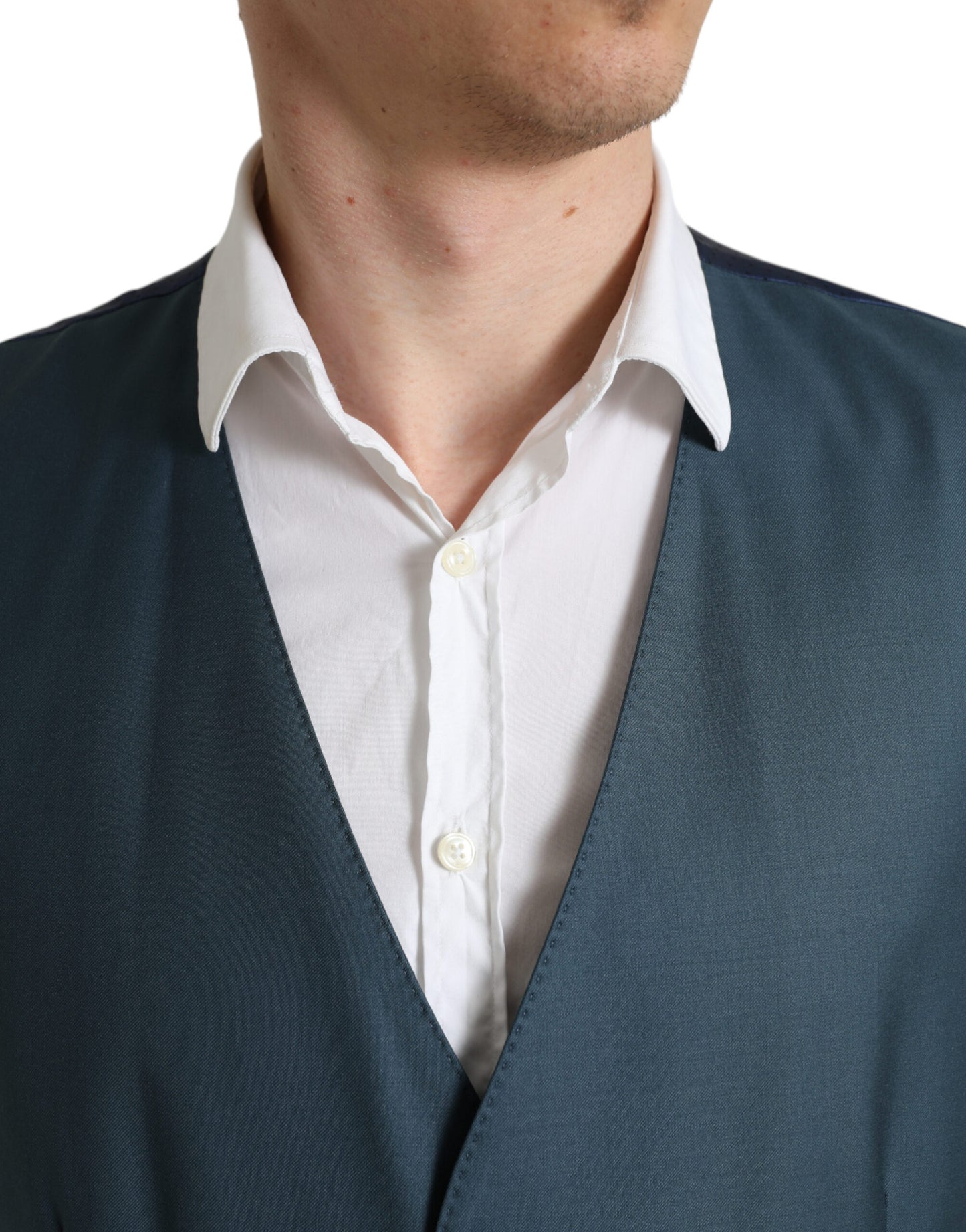 Elegante traje de dos piezas de lana verde martini