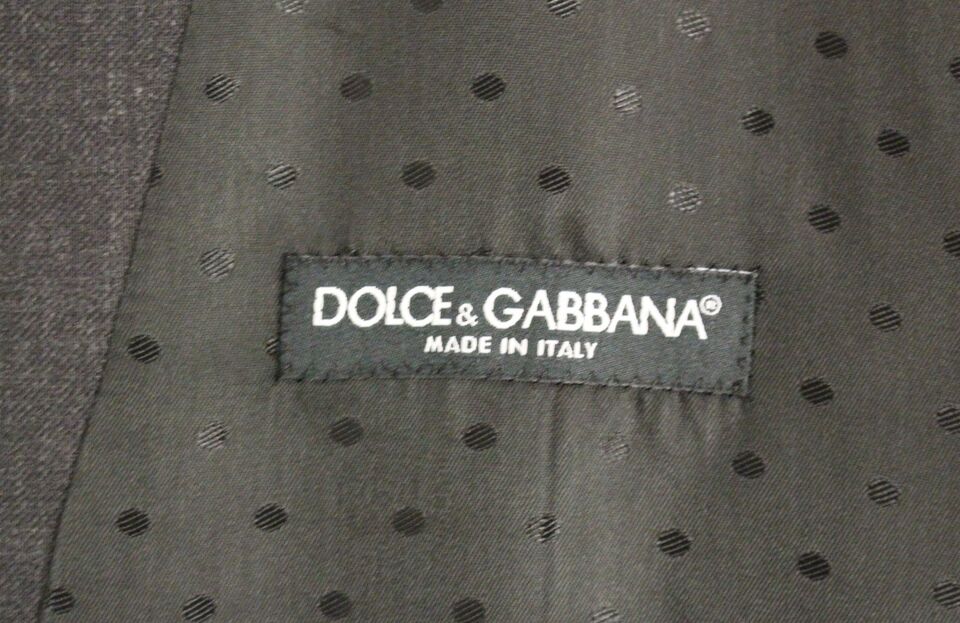 Elegante chaleco formal de lana gris