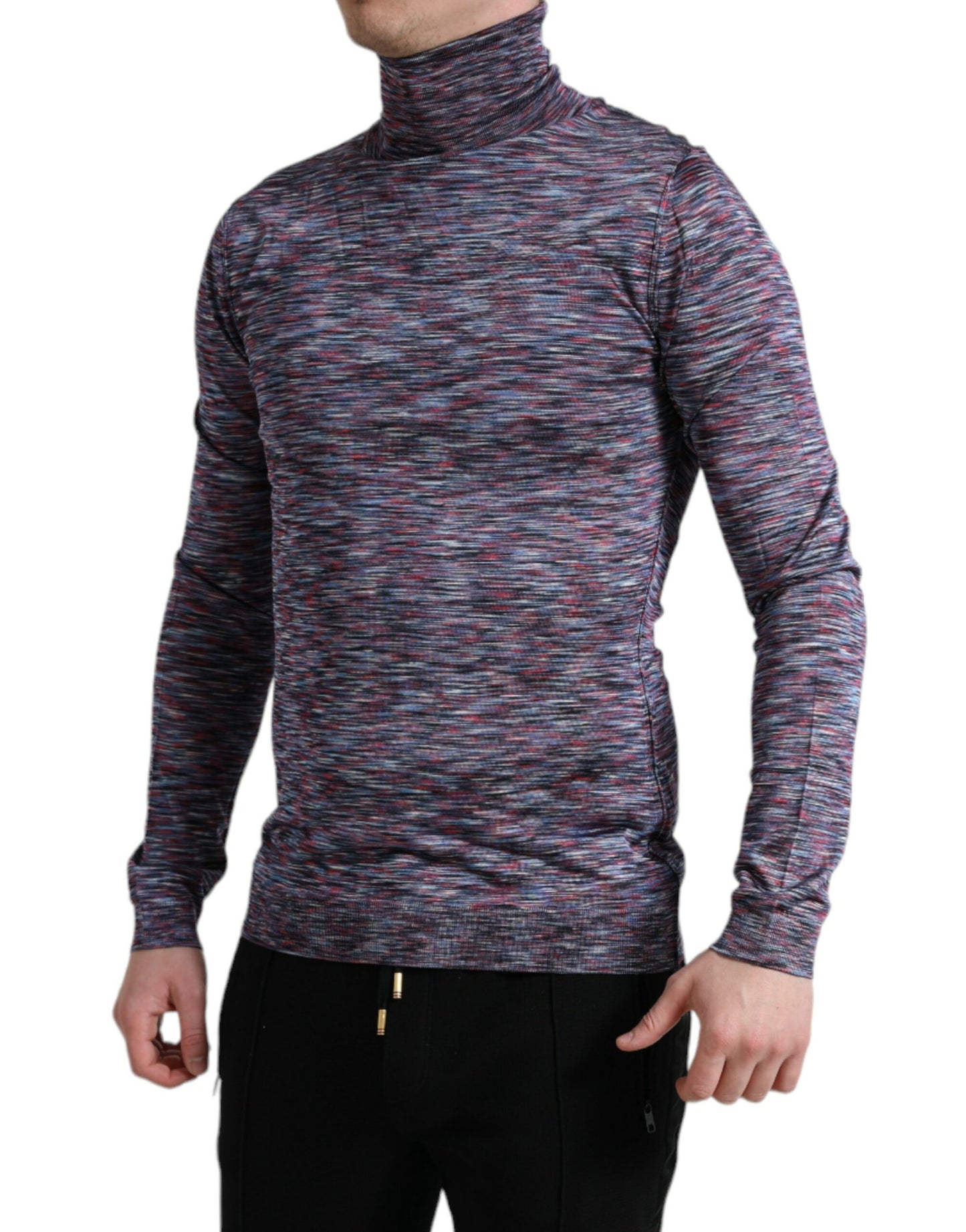 Elegante suéter de cuello alto en azul y morado