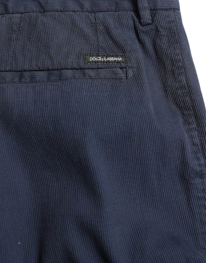 Elegantes pantalones de vestir ajustados de color azul oscuro