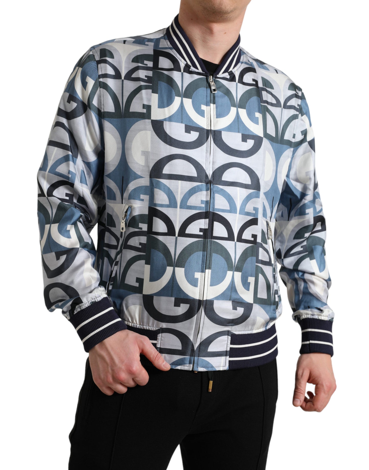 Chaqueta bomber de seda multicolor: elegancia clásica